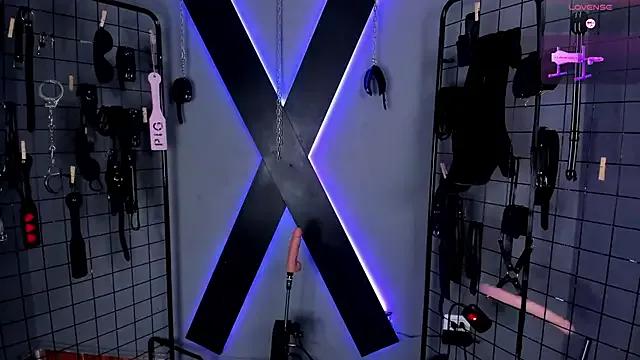 MissKara_Ariana_bdsm from StripChat