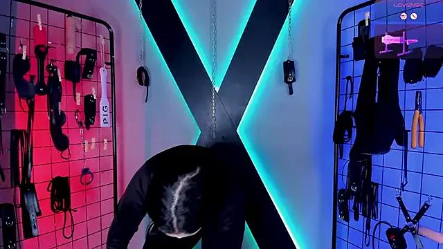 MissKara_Ariana_bdsm from StripChat