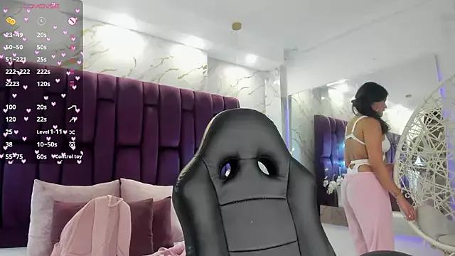 molly_gomezz from StripChat