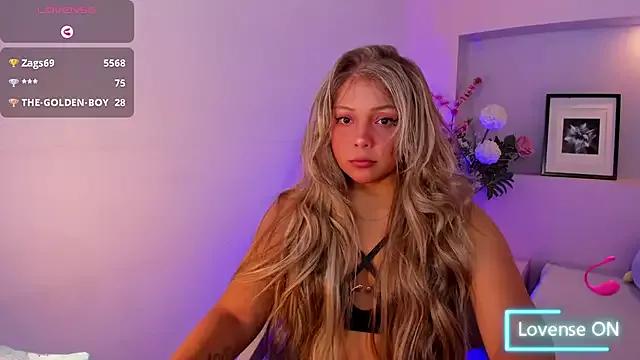 mollylogan1 from StripChat