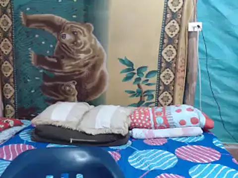 Naked Room mom_son_dirty 