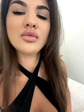 MonCarla from StripChat