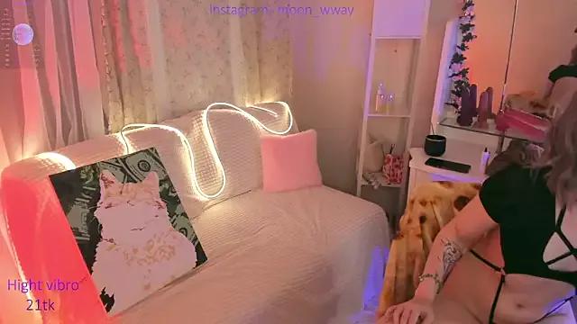 moon_wway from StripChat