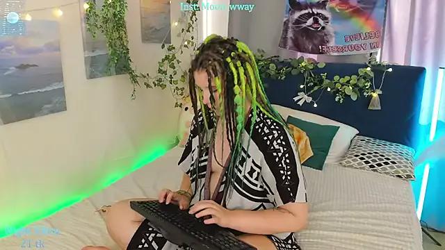 moon_wway from StripChat