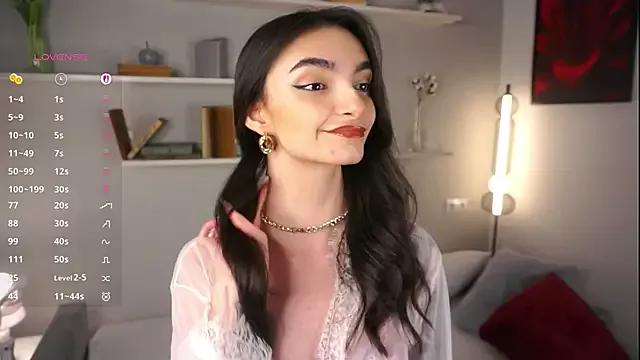 Morena_Dolce from StripChat