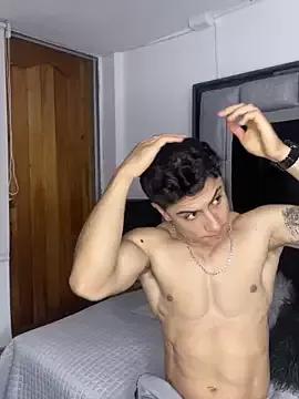 MR_MUSCLE from StripChat