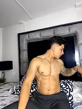 MR_MUSCLE from StripChat