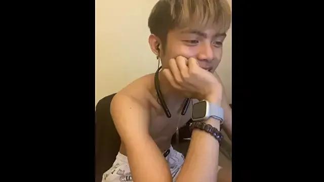 mumuowl from StripChat