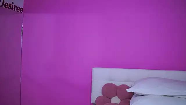NatyDesiree from StripChat