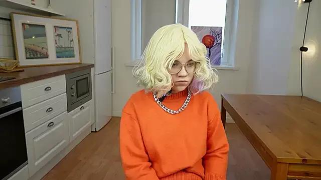 NilaHuang from StripChat