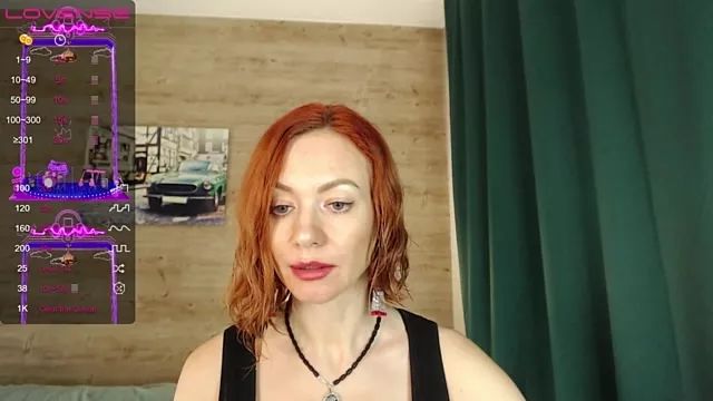 Nina_Richel from StripChat is Freechat