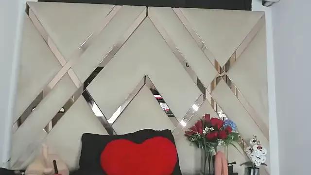 ninaht from StripChat