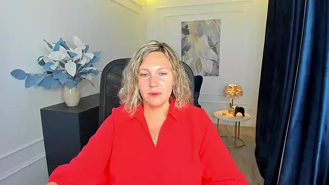 NinaStarle from StripChat