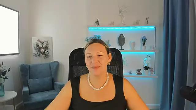 NinaStarle from StripChat