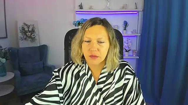 NinaStarle from StripChat