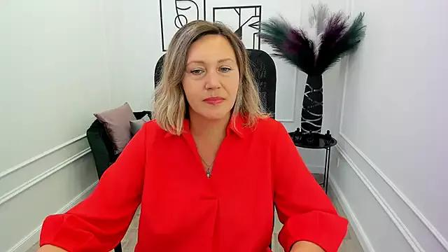 NinaStarle from StripChat