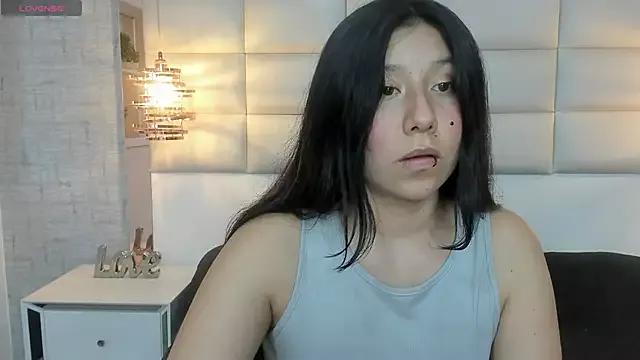 Nohemi_louse from StripChat