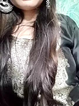 Noor_Darliing from StripChat
