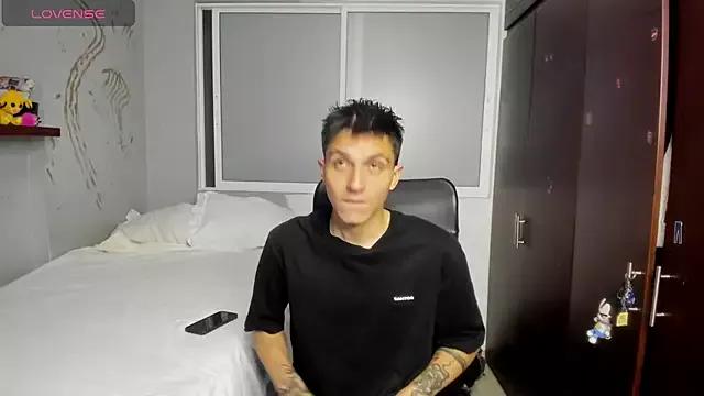 Noxx_starkK from StripChat