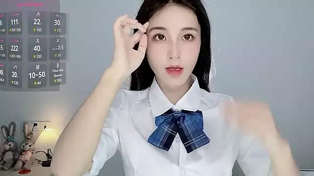 OOOm-oo from StripChat