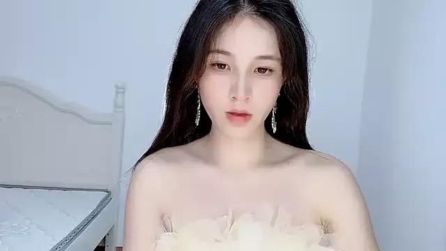 OOOm-oo from StripChat