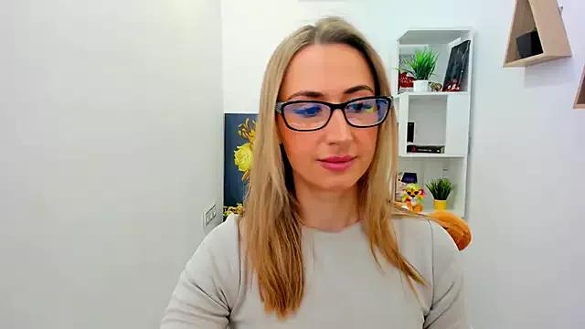 PassionGlow from StripChat