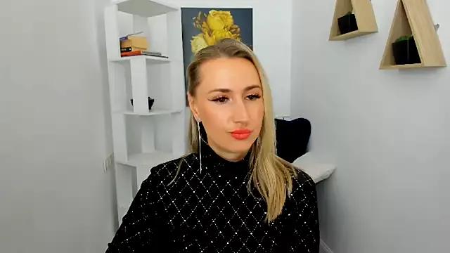 PassionGlow from StripChat
