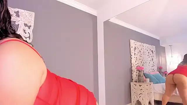 Paula_Curvy from StripChat