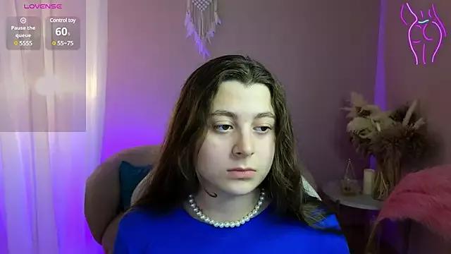 Queen_Michelle_ from StripChat
