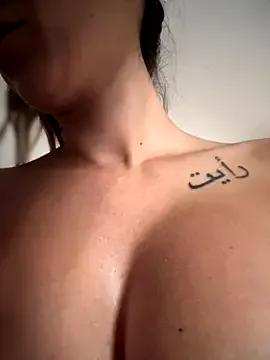 Naked Room RaquelleDevon 