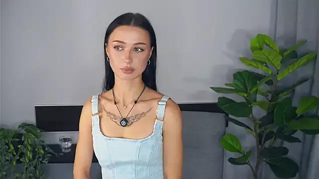 RendaBaatz from StripChat