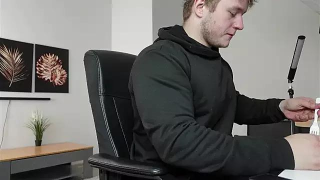 Richard_Dullas from StripChat