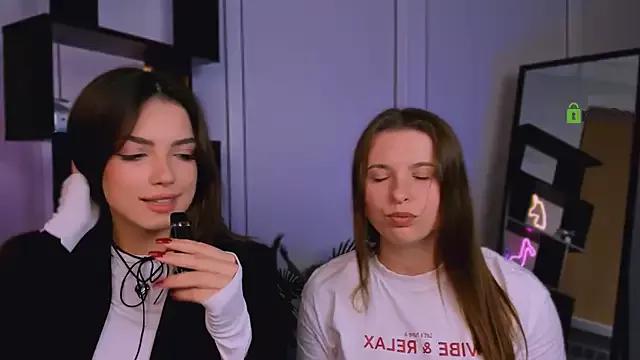 rose_style from StripChat