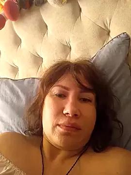 ROXOLANAA_SEXY from StripChat