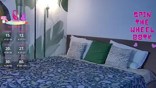 Naked Room RubyValen 