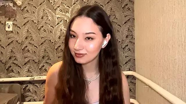 Sakuravice from StripChat