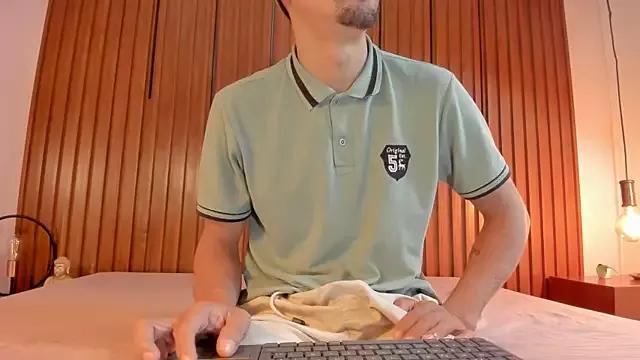 Samara_Wild from StripChat