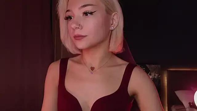 SandraBoyl from StripChat