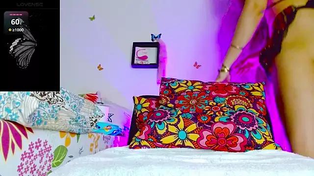 sara-bbc-dominant from StripChat