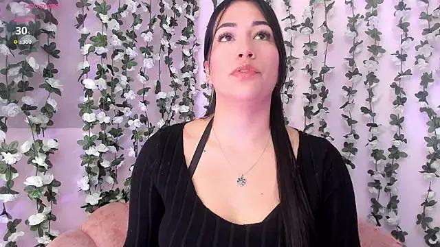 Sara_Kurt from StripChat