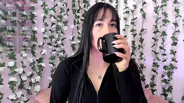 Sara_Kurt from StripChat