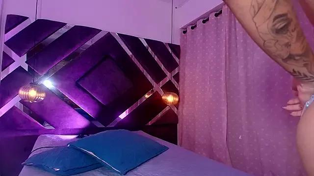 sara_lopee1 from StripChat