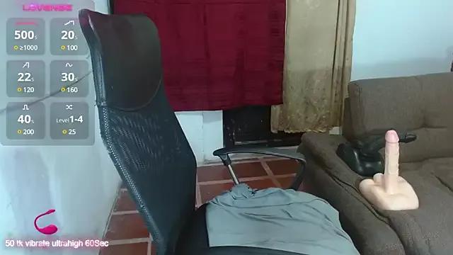 sara_will4u from StripChat