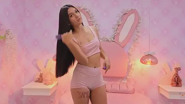 Saraa_Skinny from StripChat