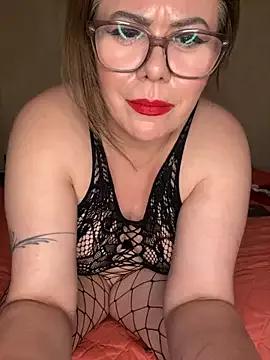 SaraNoir80 from StripChat