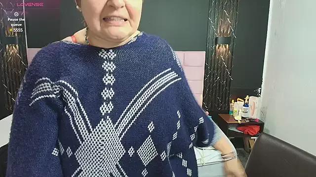 SashaRosee_ from StripChat