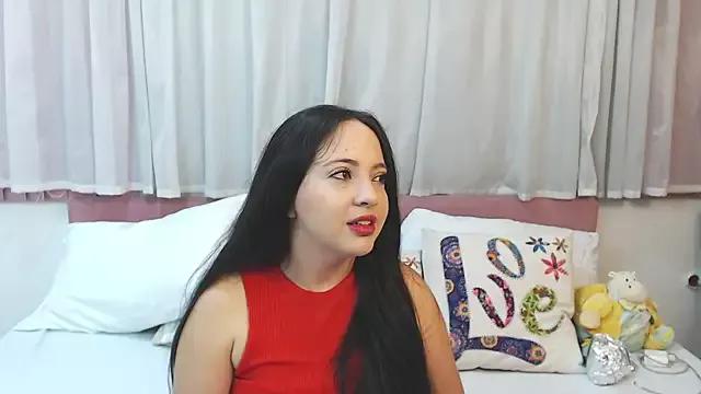 ScarletLevis from StripChat