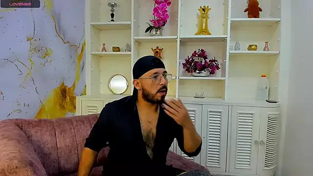 Naked Room secrett_pleasure 