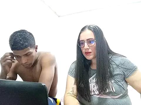 selena_marcos_couple from StripChat