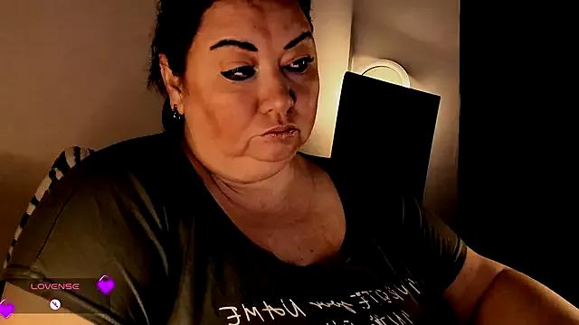 SexxyDreams1 from StripChat